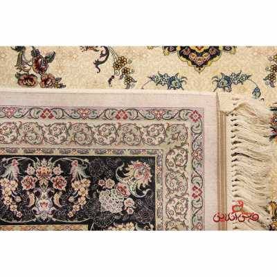 فرش پاتریس طرح گلشن کرم